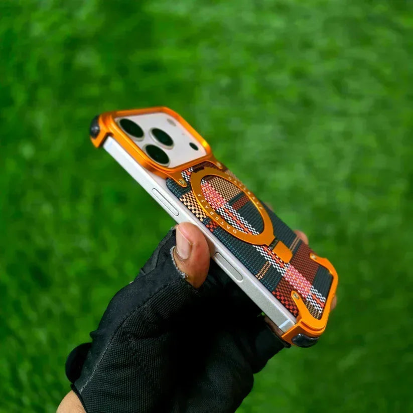 Kava Metal Frame Magsafe Case iPhone 17 Pro Max - Three