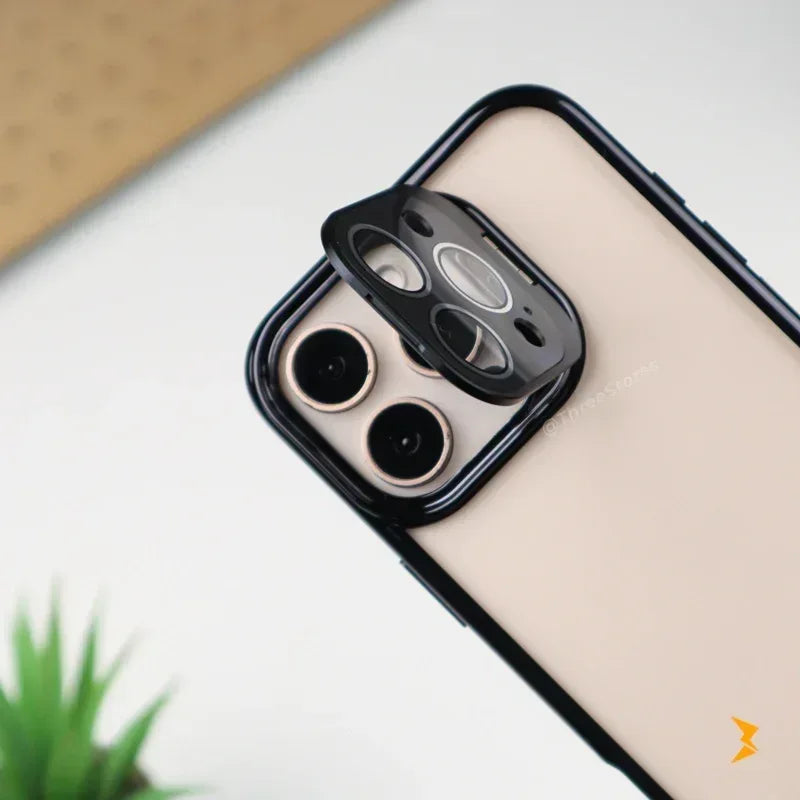 Keeper Stand Camera Protection Case iPhone 16 Pro Max - Three