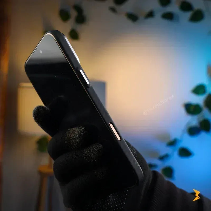 Kevlar Carbon Protection Case iPhone 16 Pro Max - Three