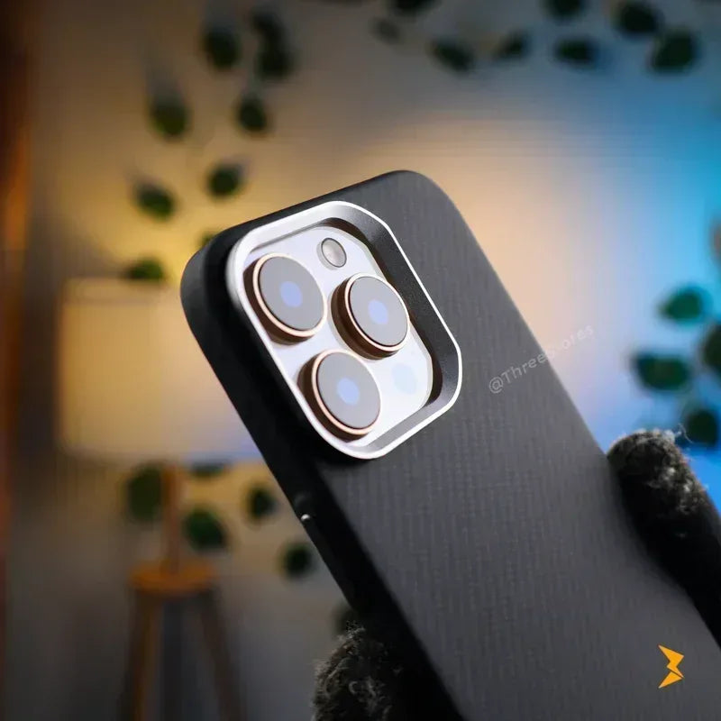 Kevlar Carbon Protection Case iPhone 15 Pro Max - Three