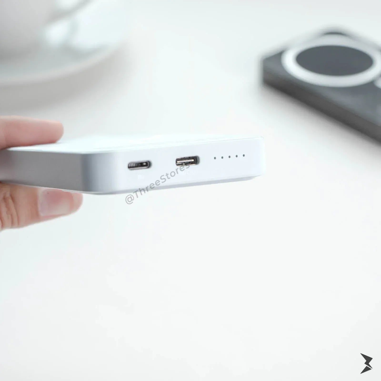 Lanex 3 in 1 Magnetic Wireless Power Bank 10000mAh LP27 - Three