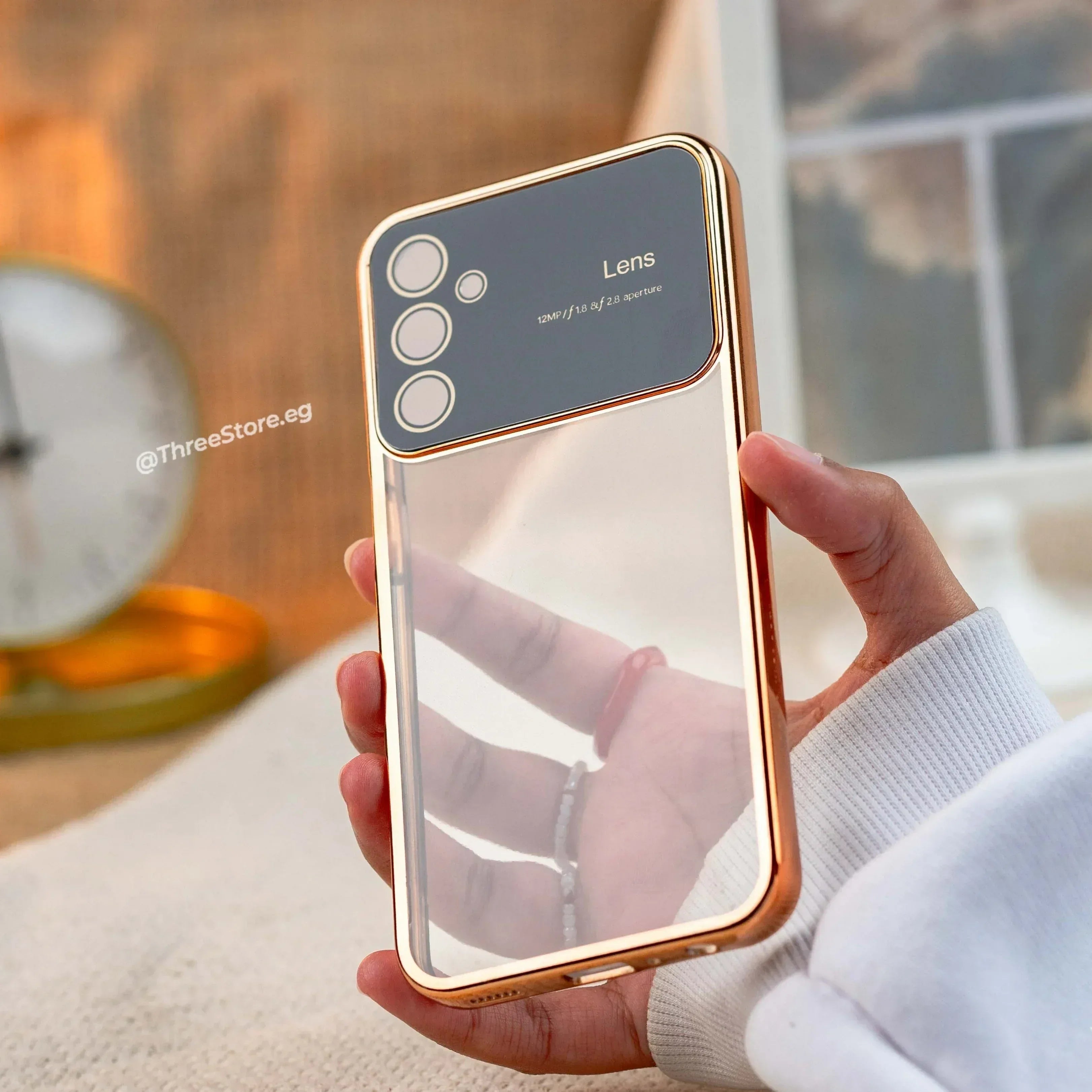 Large Window Transparent Case Samsung A24 - Three