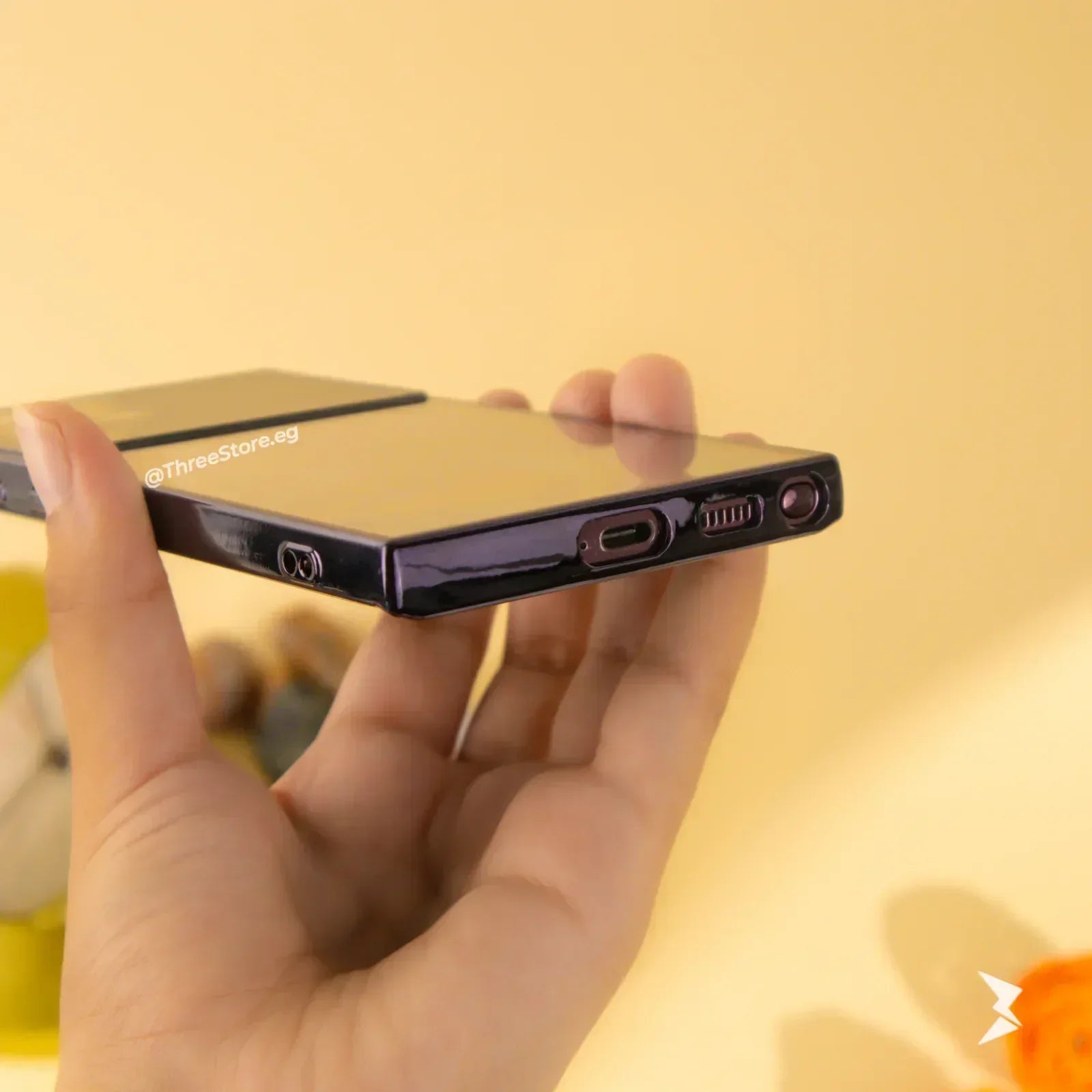 Large Window Transparent Case Samsung S23 Ultra - Three