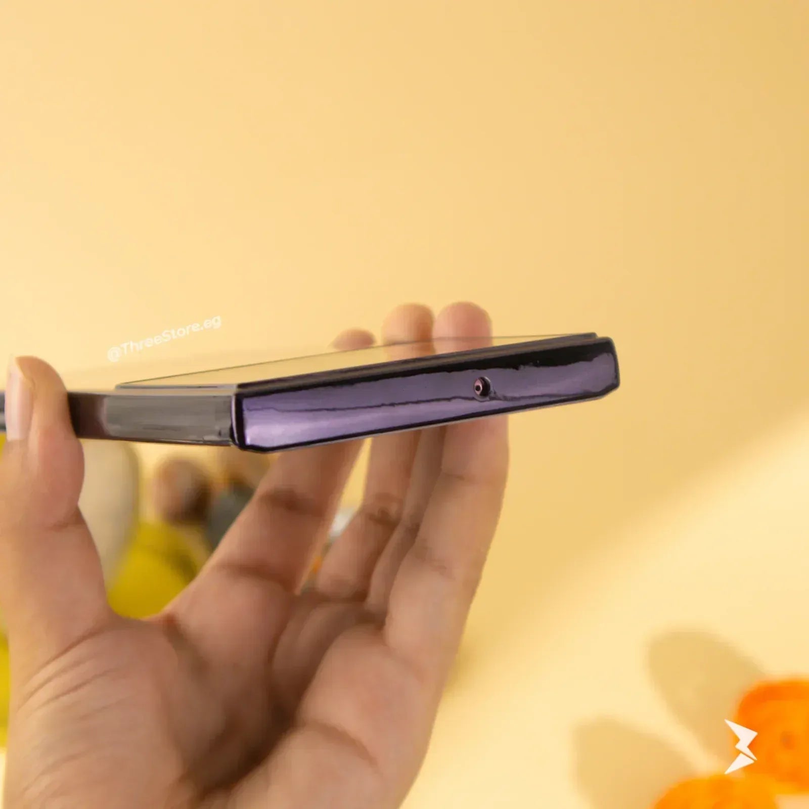 Large Window Transparent Case Samsung S22 Ultra - Three