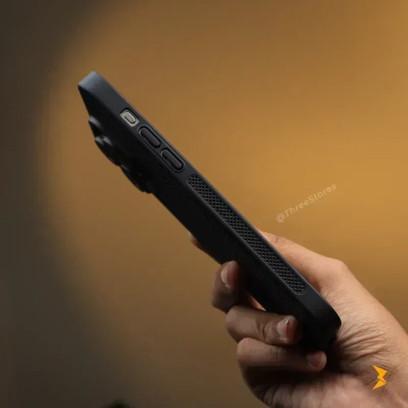 Lattice Heat Camera Protection Case iPhone 16 Pro Max - Three