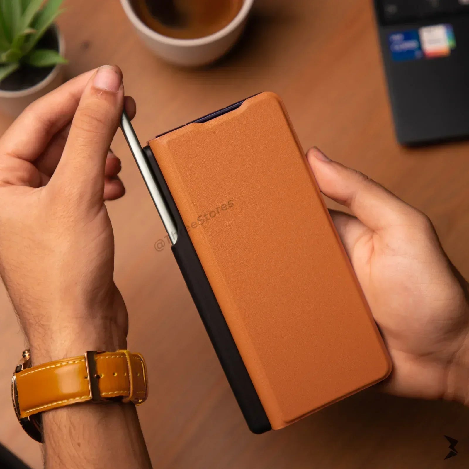 Side Spen 360° Leather Case Samsung Z Fold 3 - Three