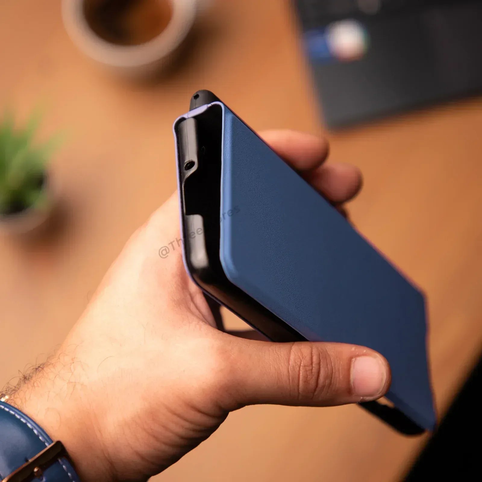 Side Spen 360° Leather Case Samsung Z Fold 3 - Three