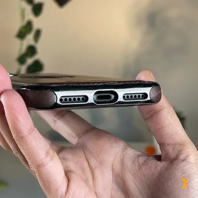 Light Sand Leather Case iPhone 12 - Three