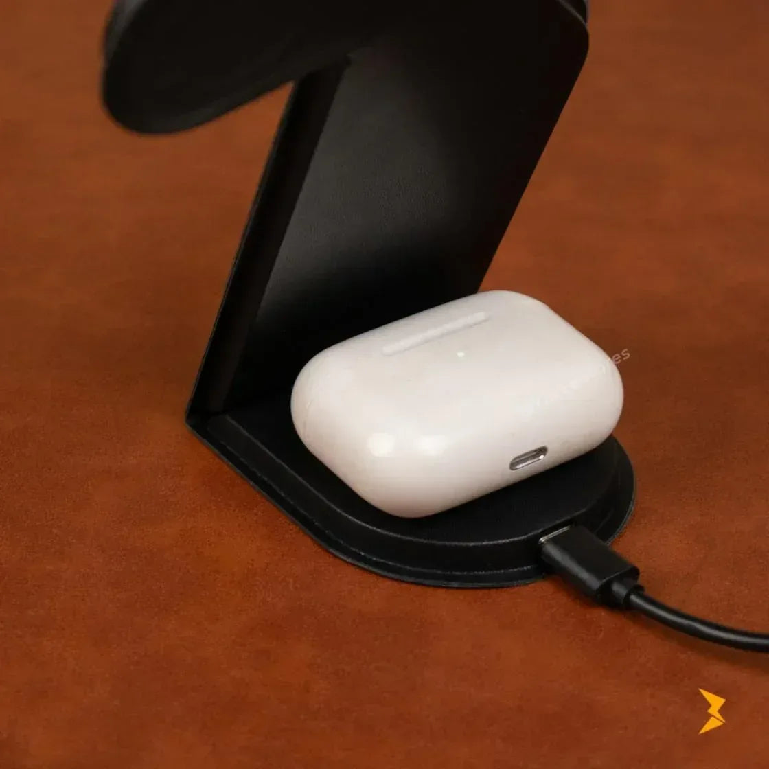 Mag Charge 3 in 1 Foldable Wireless Charger - Three