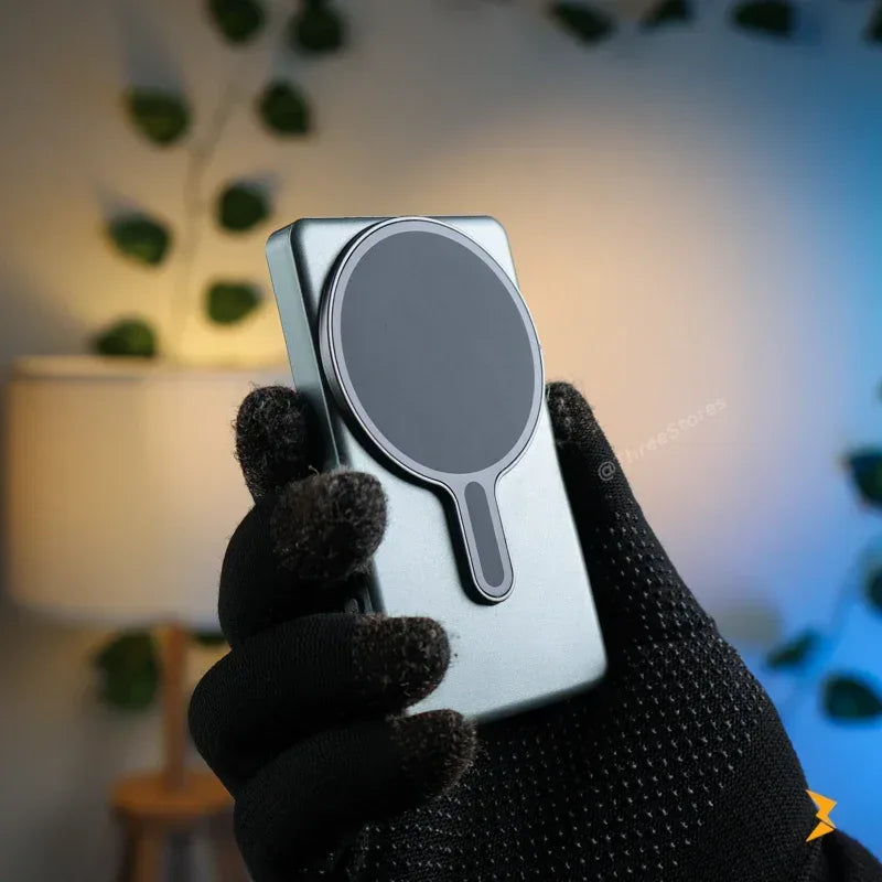 Magnetic Selfie Screen T1 - Three
