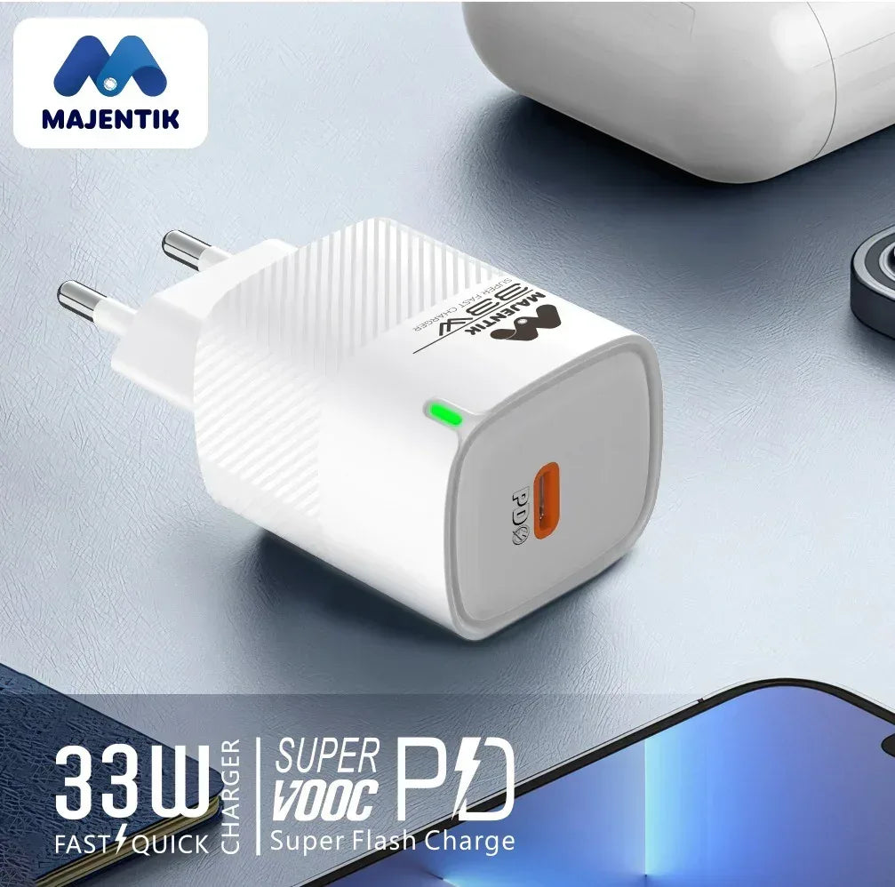 Majentik Fast Travel Charger USB-C 33W MC-003 - Three