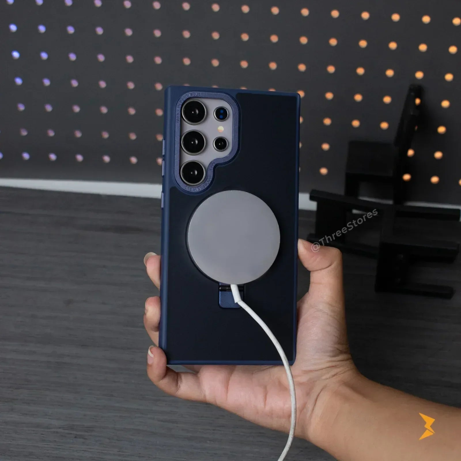 Matte MagSafe Metal Stand Case Samsung S23 Ultra - Three