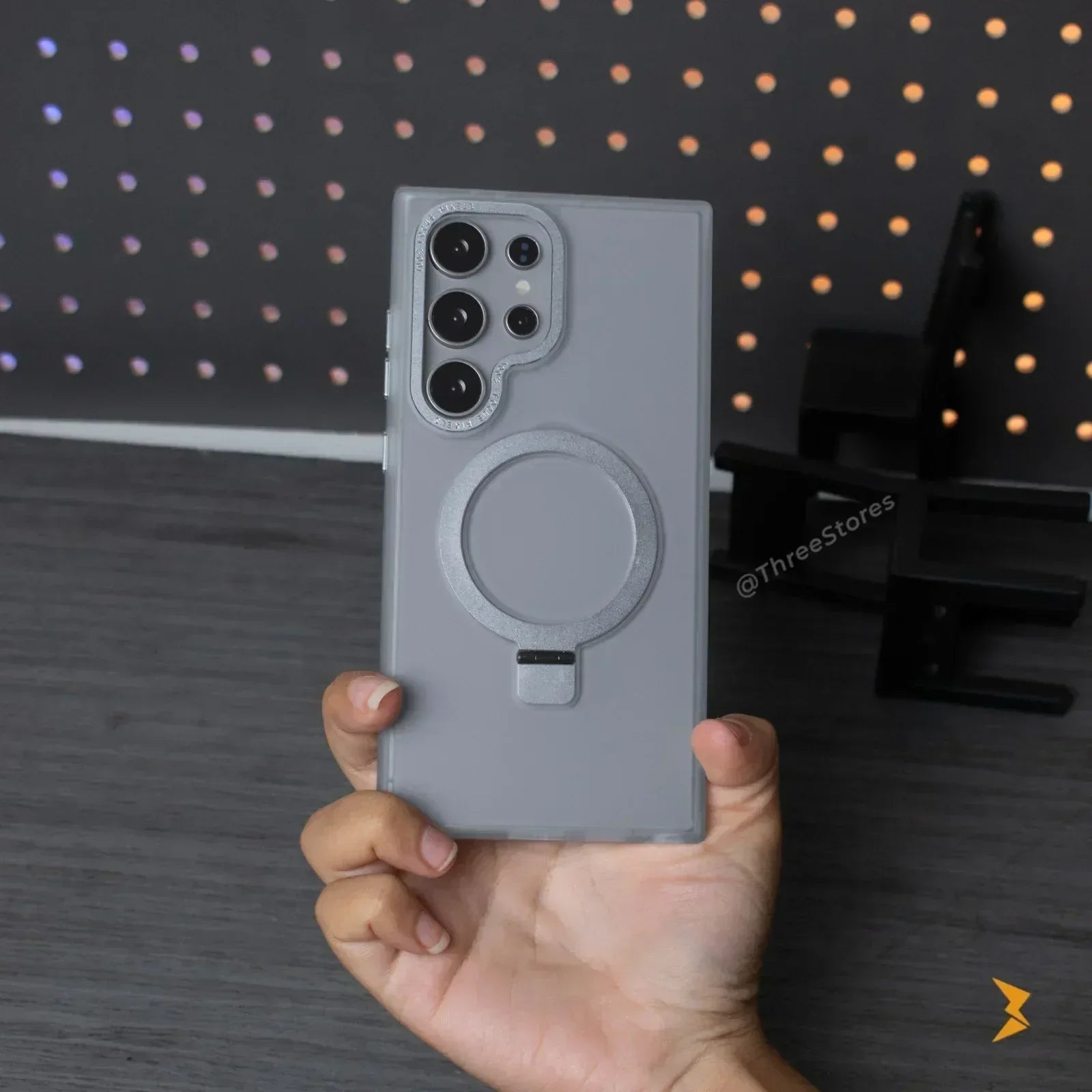 Matte MagSafe Metal Stand Case Samsung S24 Ultra - Three