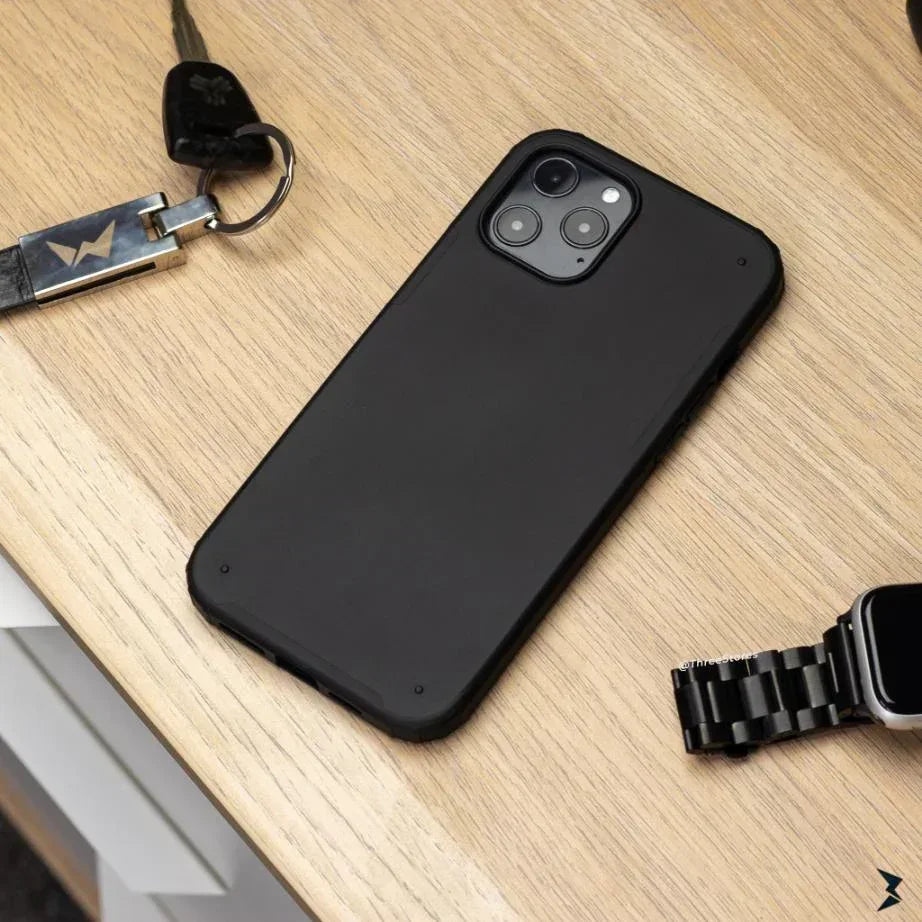 Mcalen Super Frosted Case iPhone 12 - Three