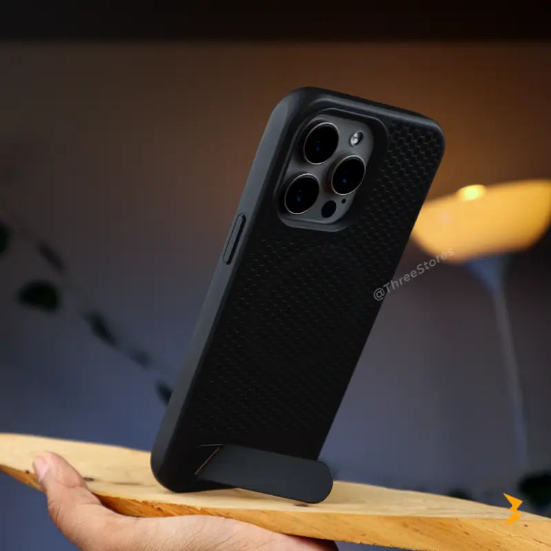 Metal Stand Holder Case iPhone 15 Pro