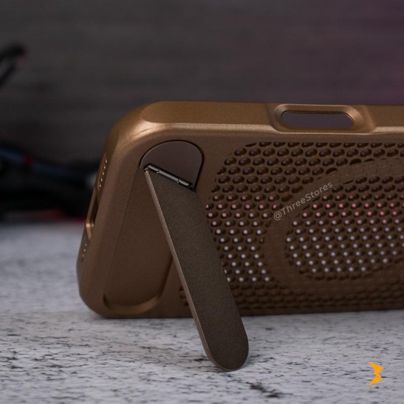 Metal Stand Holder Case iPhone 16