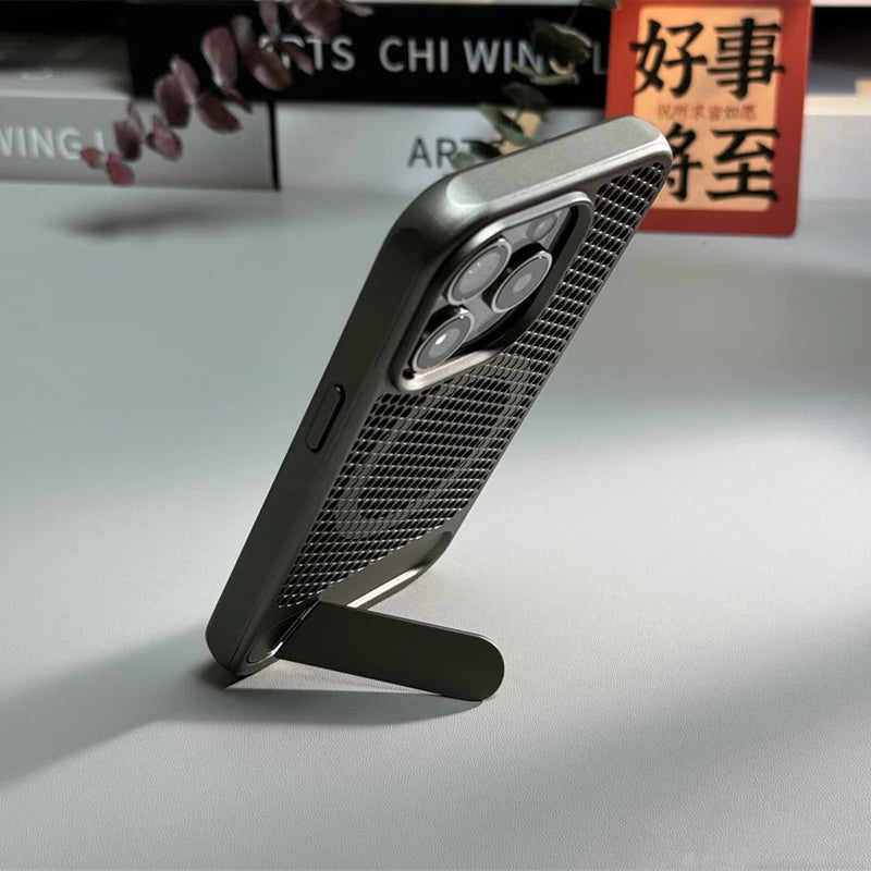 Metal Stand Holder Case iPhone 16 Pro Max