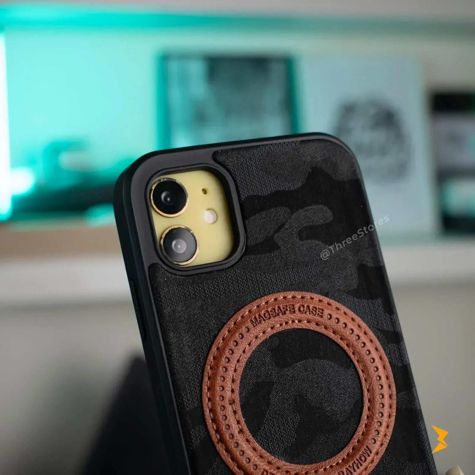 Mirage Magsafe Fabric Case iPhone 11 - Three