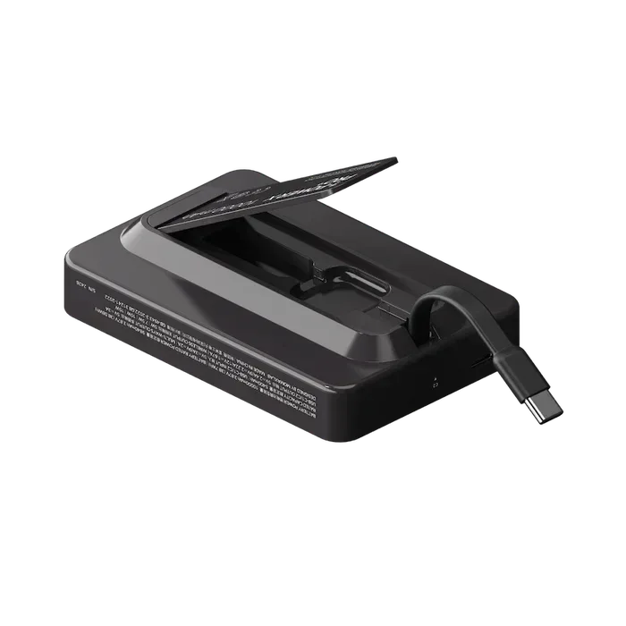 Momax Power X Pro+ Magnetic Wireless Power Bank 10000mAh With Built-In USB-C Cable IP132HK - Three