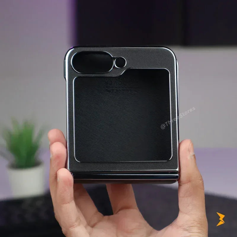 Nillkin Flip Leather Case Samsung Z Flip 6 - Three