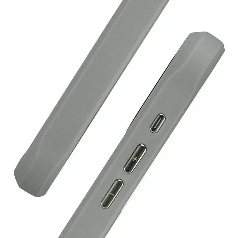 Nimmy 3D Chain Case iPhone 16 Pro Max - Three