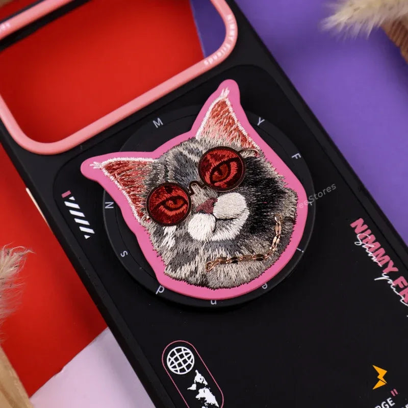 Nimmy 3D Chain Stand Case iPhone 17 Pro Max - Three