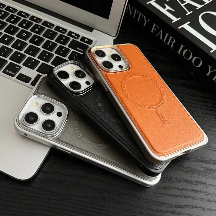 Nova Metal Frame Case iPhone 15 Pro Max - Three