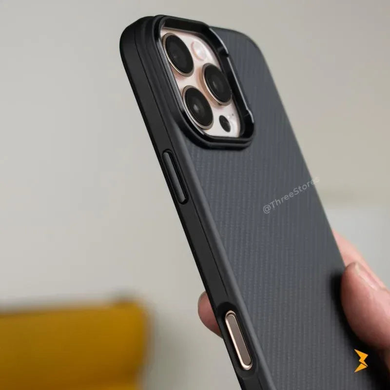 Onyx Carbon Fiber Case iPhone 16 Pro Max - Three