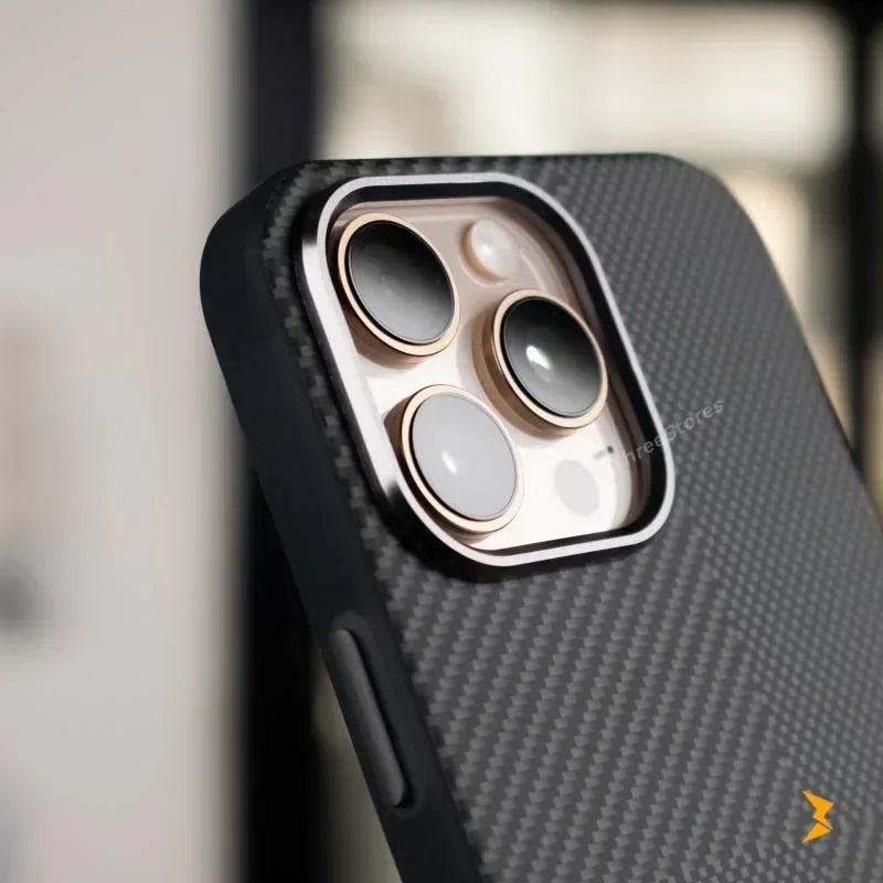 Paika Carbon Fiber Case iPhone 16 Pro Max - Three