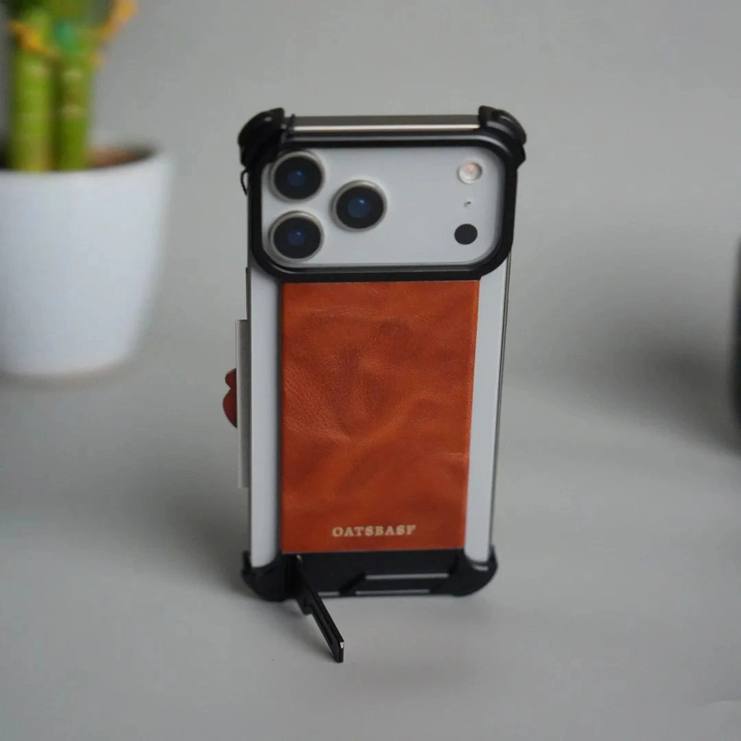 Pardy Magsafe Stand Case iPhone 17 Pro Max