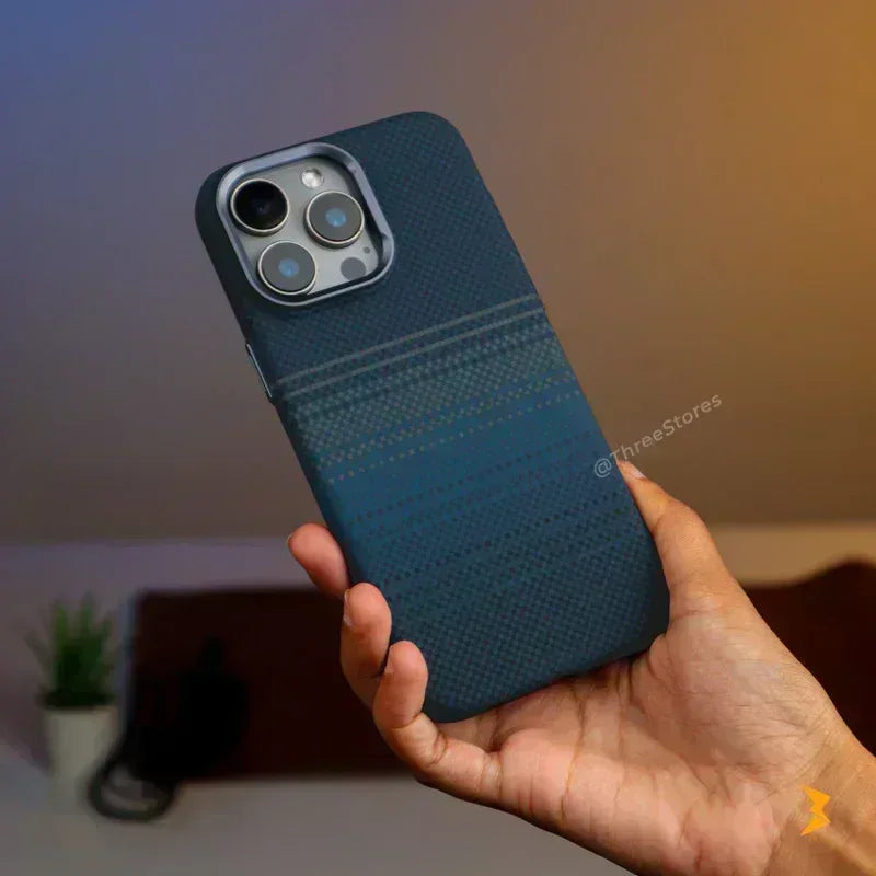 Phantom Carbon Magsafe Case iPhone 16 Pro Max - Three