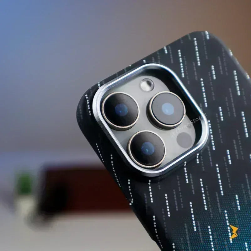 Phantom Carbon Magsafe Case iPhone 16 Pro Max - Three