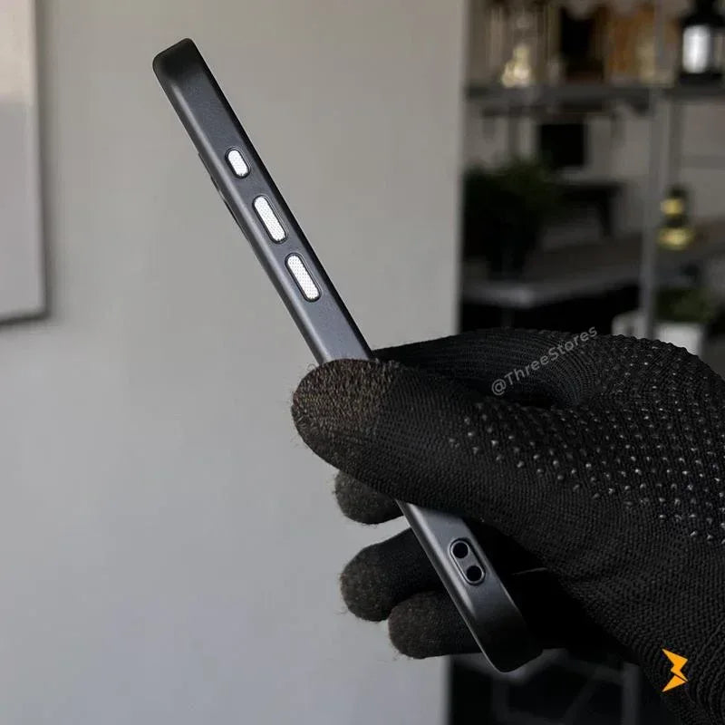 Plating Frame Carbon Magsafe Case iPhone 16 - Three