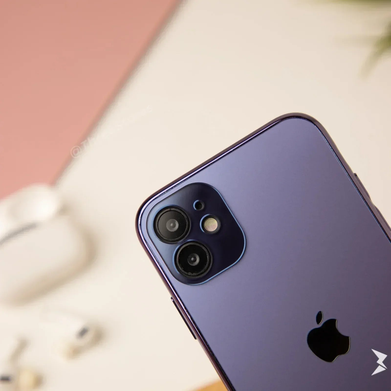 Premium skyfall Shockproof Case iPhone 11 - Three