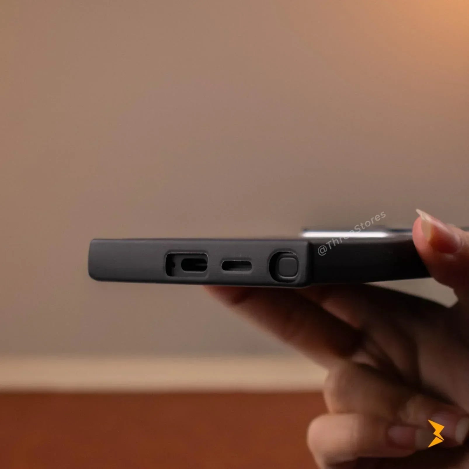 Puloka KickSnap Leather Case Samsung S23 Ultra - Three