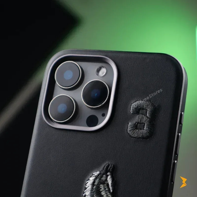 Puloka Loshad Anti Scratch Leather Case iPhone 15 Pro Max - Three