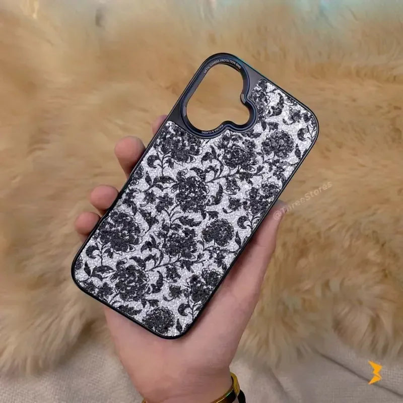Puloka Resplendent Case iPhone 16 - Three