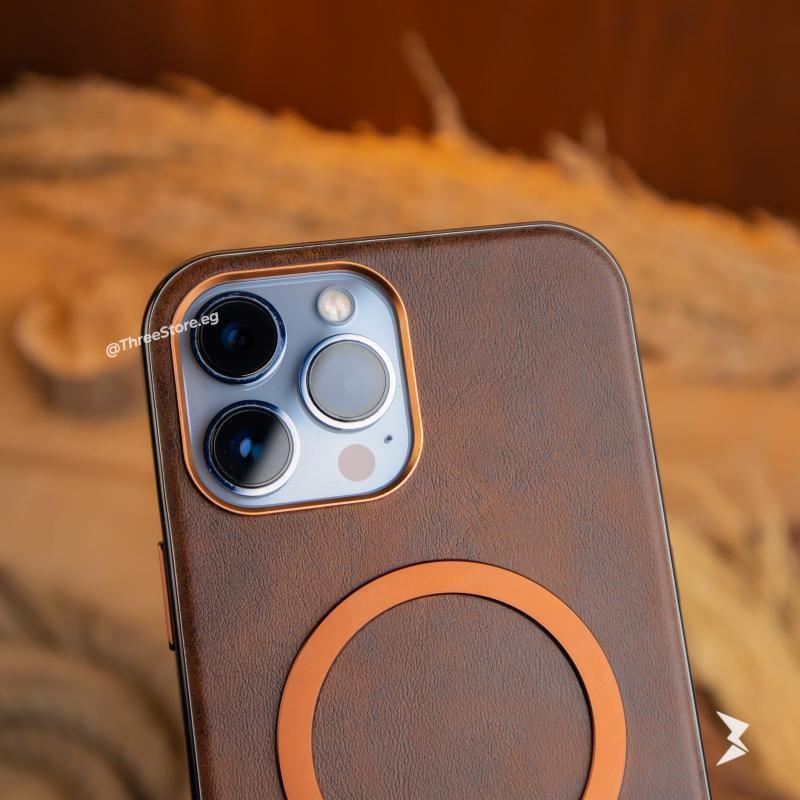 Puloka Solemn Leather Case iPhone 16 Pro Max - Three