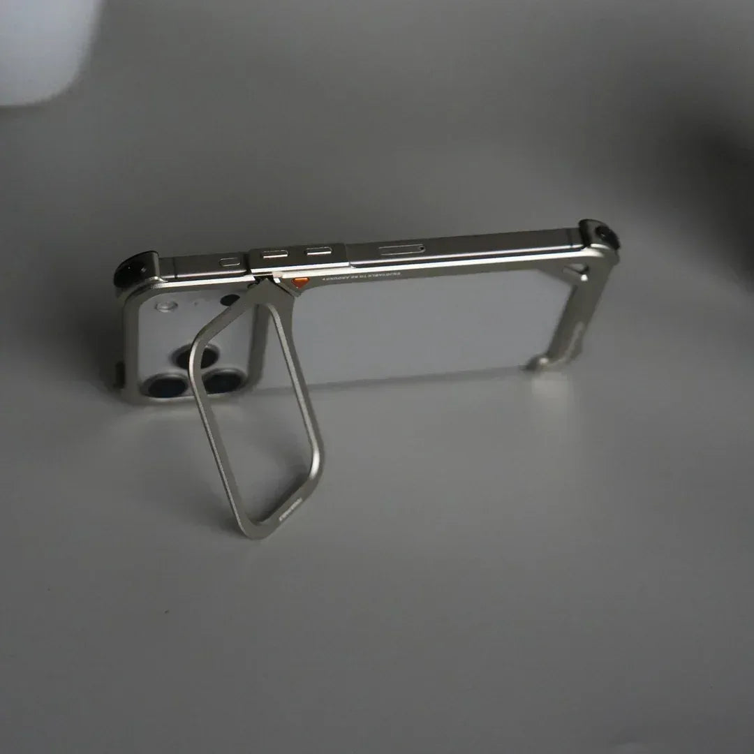 Quantyx Metal Frame Stand Case iPhone 17 Pro Max - Three