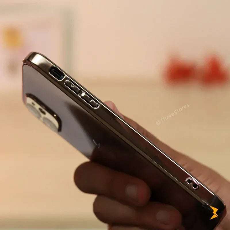 Radiant Carbon Case iPhone 11 - Three