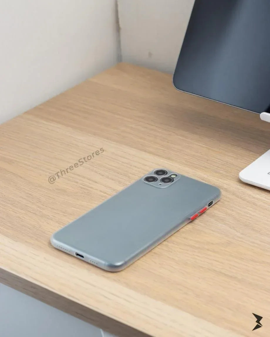 Raigor Inverse Carbon Case iPhone 11 Pro Max - Three