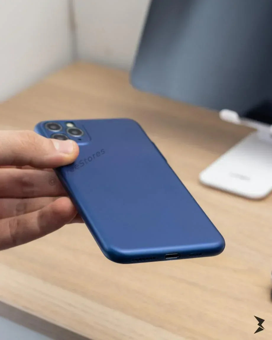 Raigor Inverse Carbon Case iPhone 11 Pro Max - Three