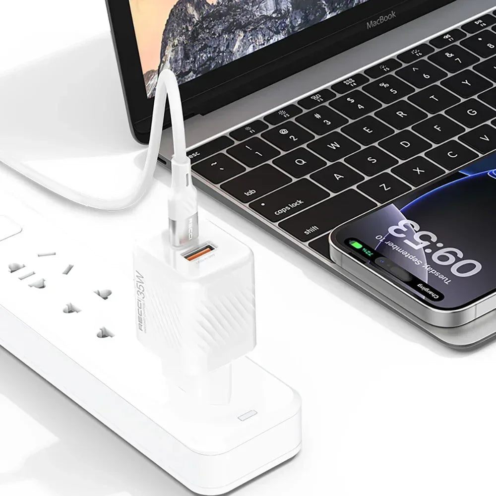 Recci 35W GaN Fast Wall Charger RC83E - Three