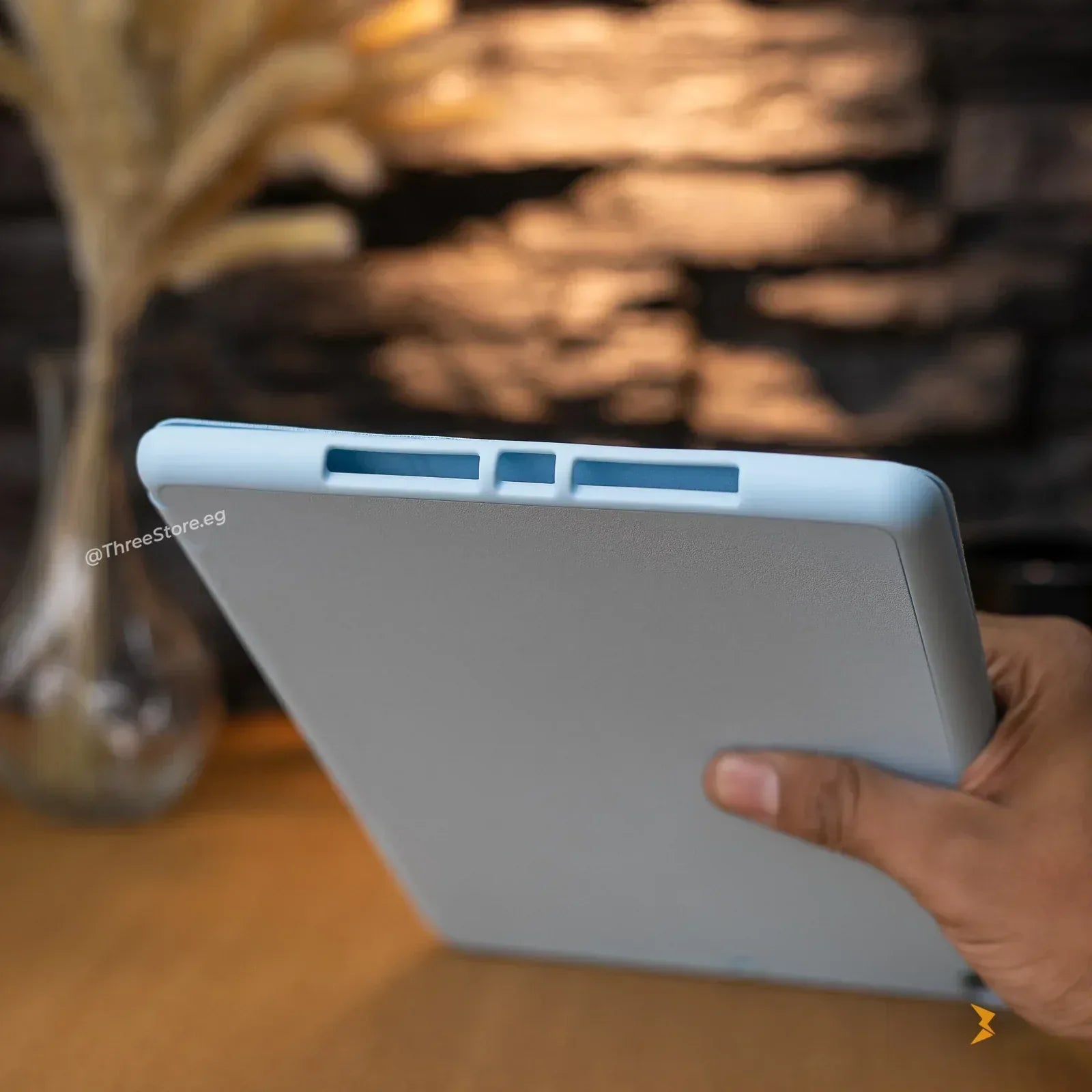 Recci Flip Leather Case iPad 10.2 / 10.5 - Three