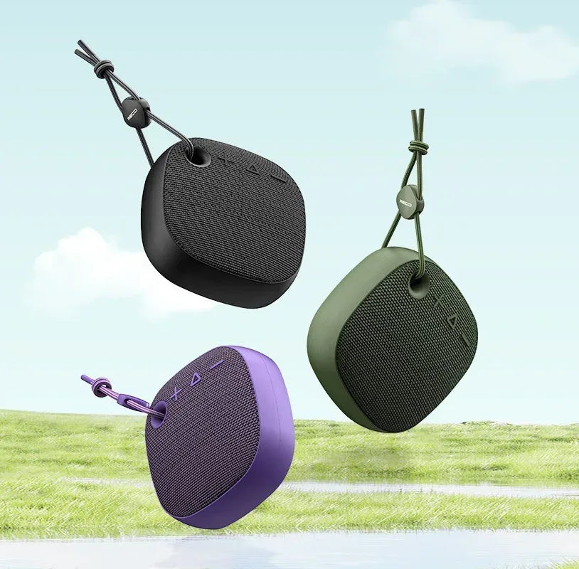 Recci Portable Wireless Speaker RSK-W43 - Three