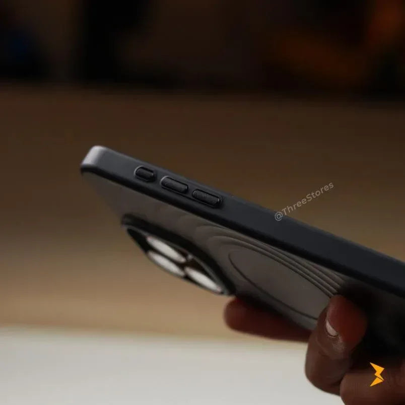 River Wave Magsafe Case iPhone 16 Pro Max - Three