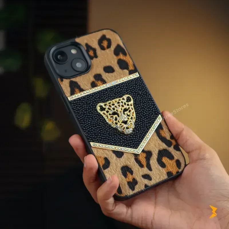 Roar Strass Case iPhone 13/14/15 - Three