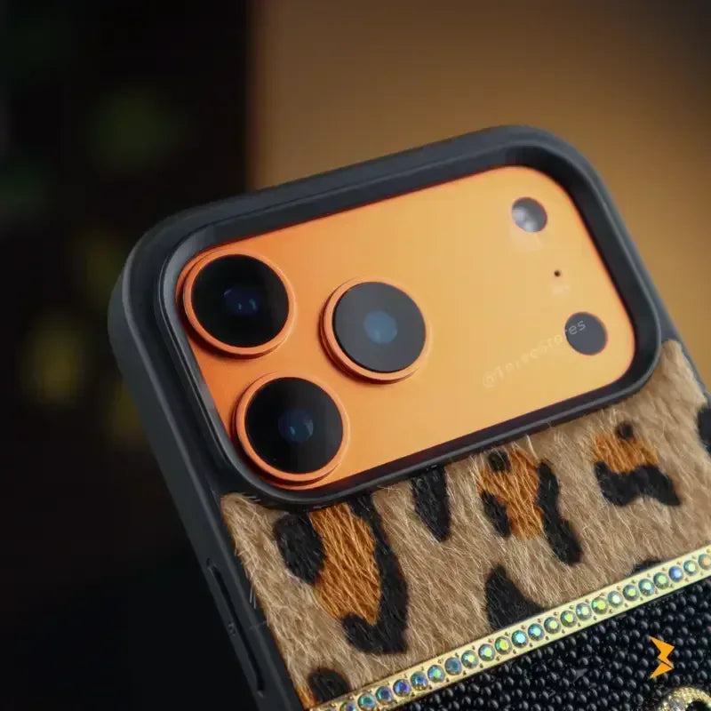 Roar Strass Case iPhone 17 Pro Max - Three