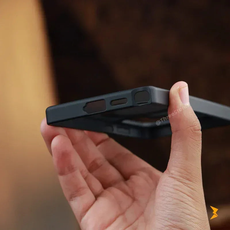 Rock Solid Magsafe Stand Case Samsung S25 Ultra - Three