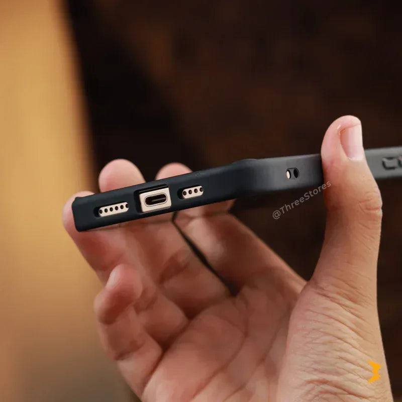 Rock Solid Magsafe Stand Case iPhone 16 Pro Max - Three